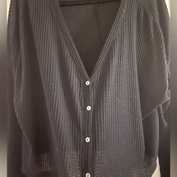 Wild Fable boxy fit waffle knit v-neck button down cardigan - Picture 7 of 11